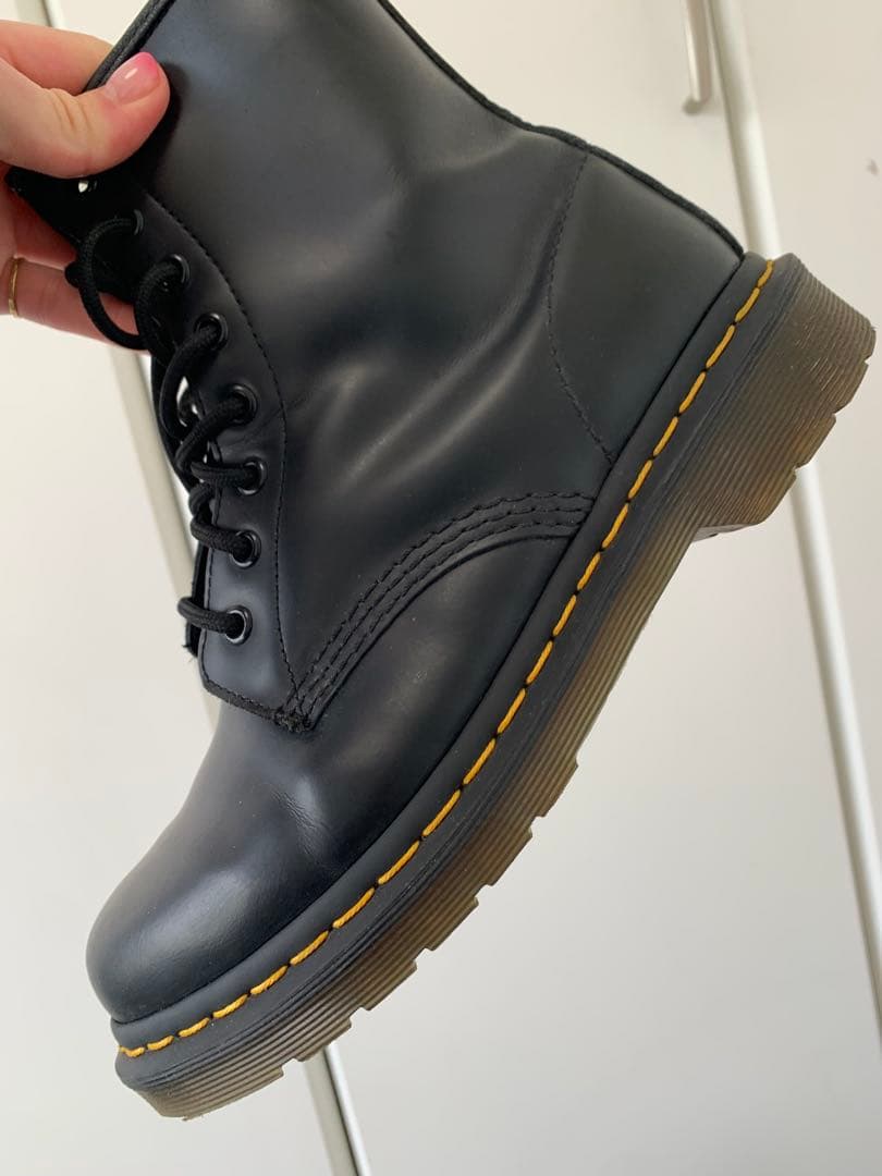 ★東京発送★美品★Dr. Martens 8ホール、25cm
