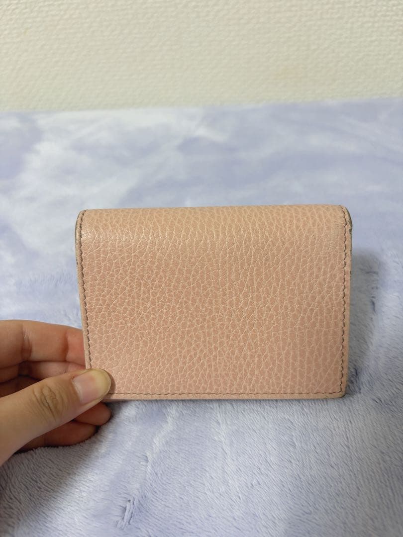 【GUCCI】 GG 蝶モチーフ ピンクレザー財布