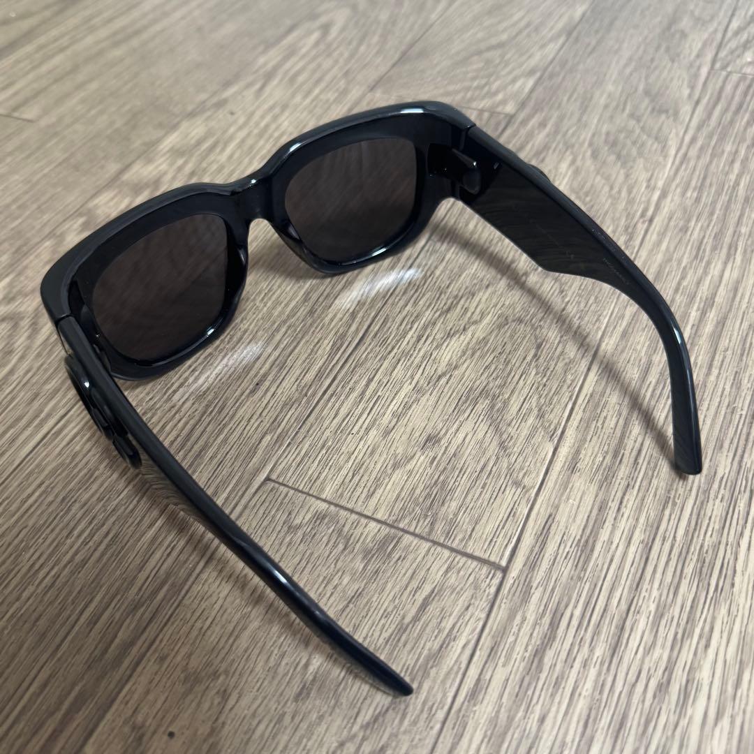 Y*u様 GUCCI ブラック サングラス ケース付き