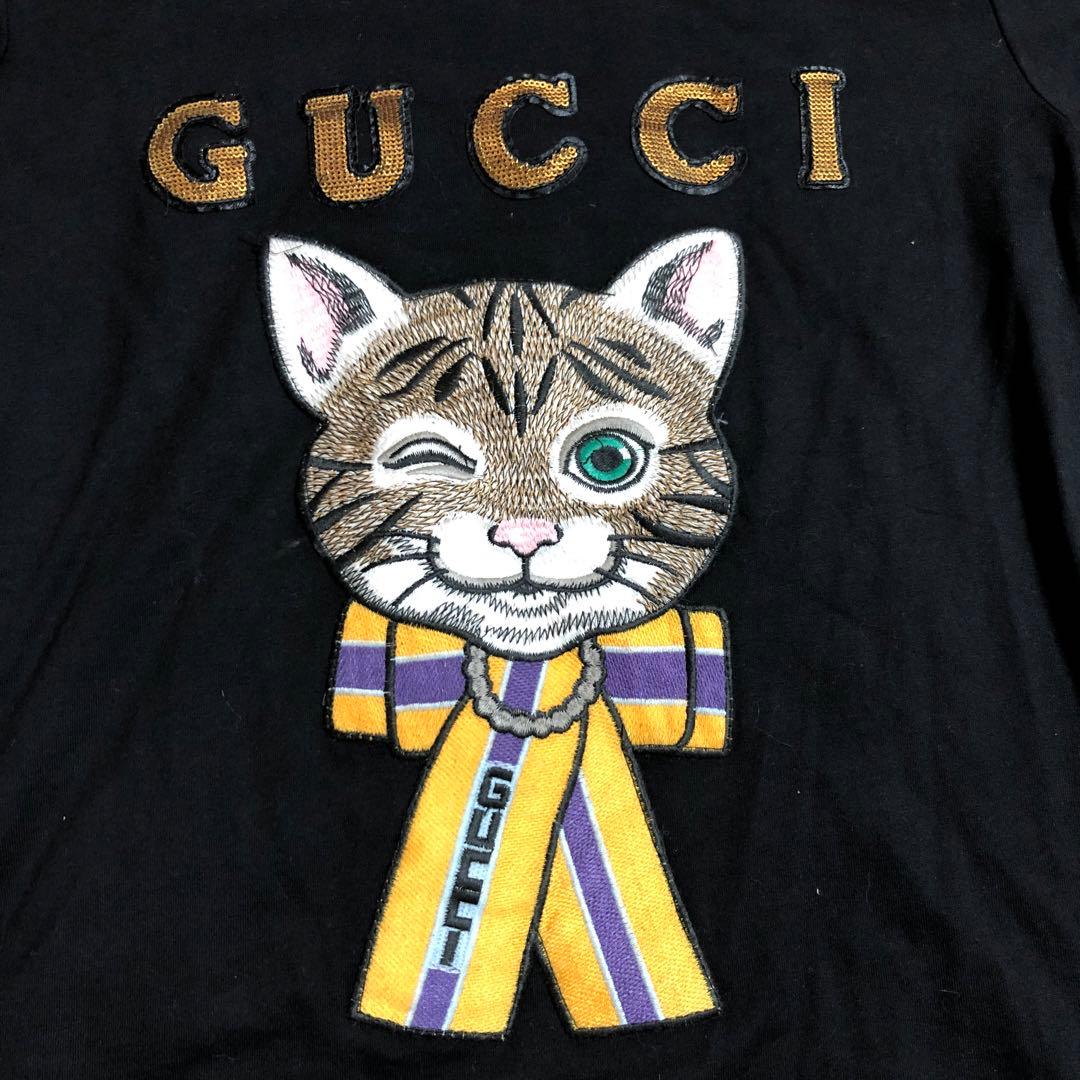 GUCCI 猫刺繍 ブラックTシャツ