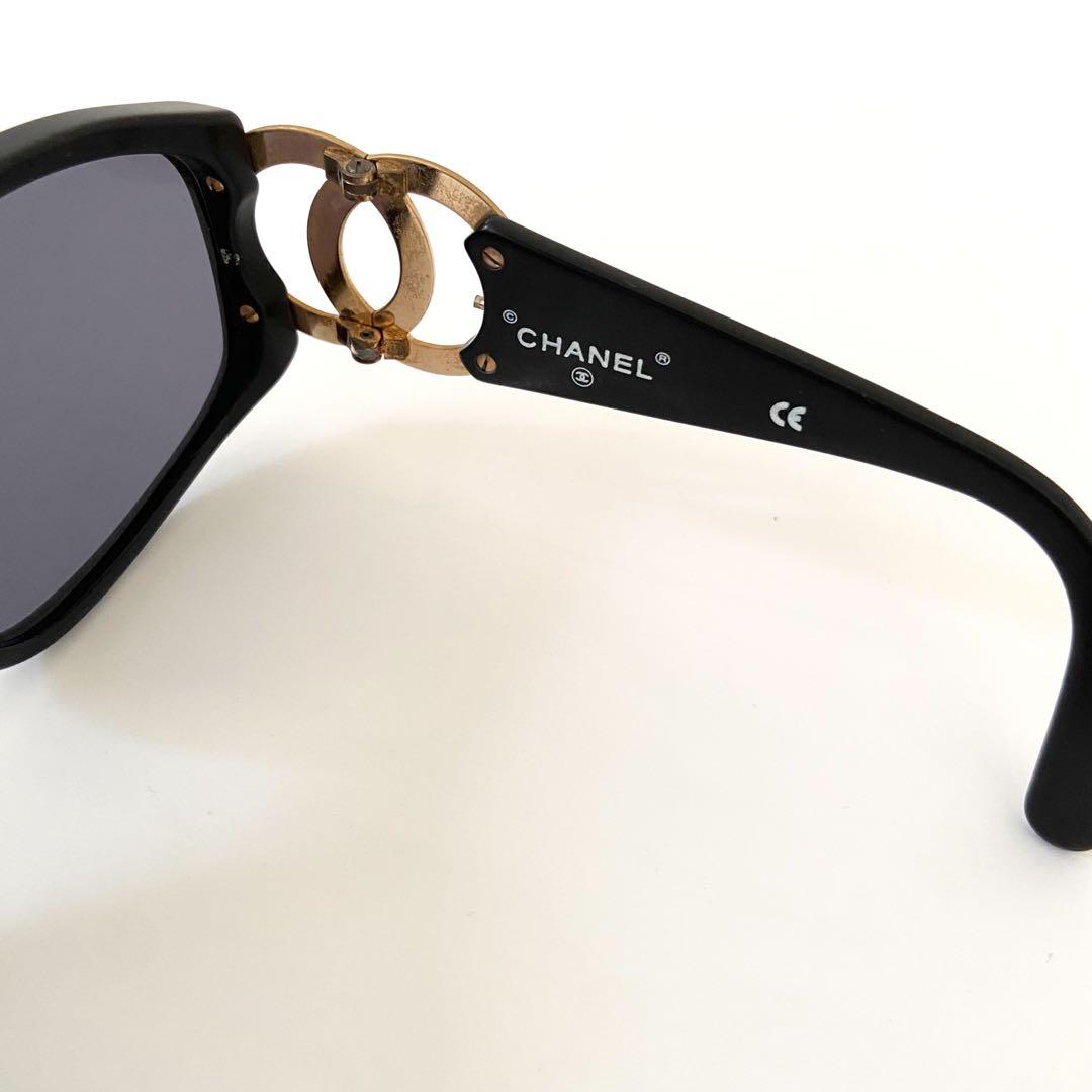 CHANEL シャネル　ココマーク サイドロゴ サングラス　0246190405