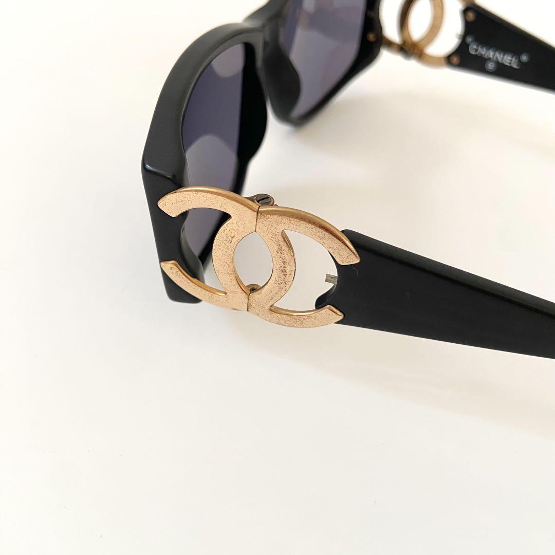CHANEL シャネル　ココマーク サイドロゴ サングラス　0246190405