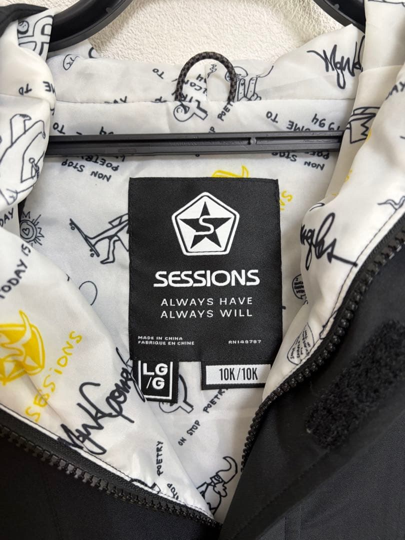 【試着のみ 定価25800円】SESSIONS スノボウェア マークゴンザレス