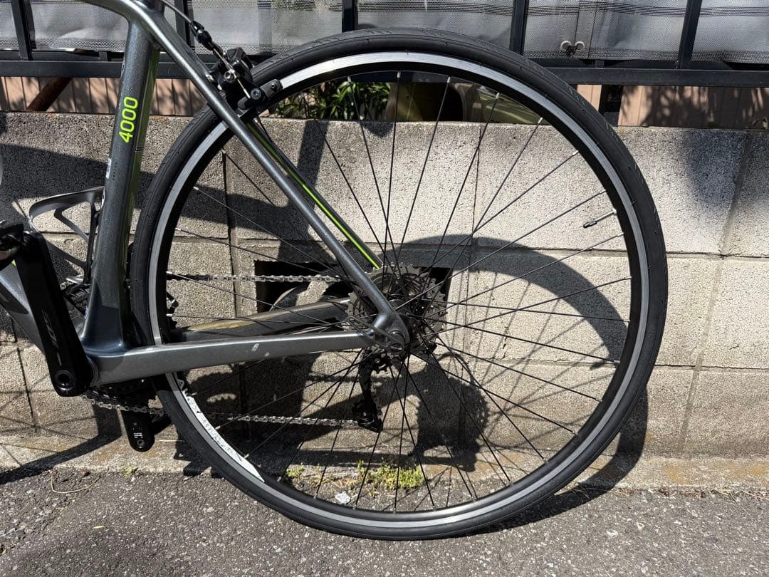 【美品　軽量カーボン】MERIDA SCULTURA 4000 ランプレカラー