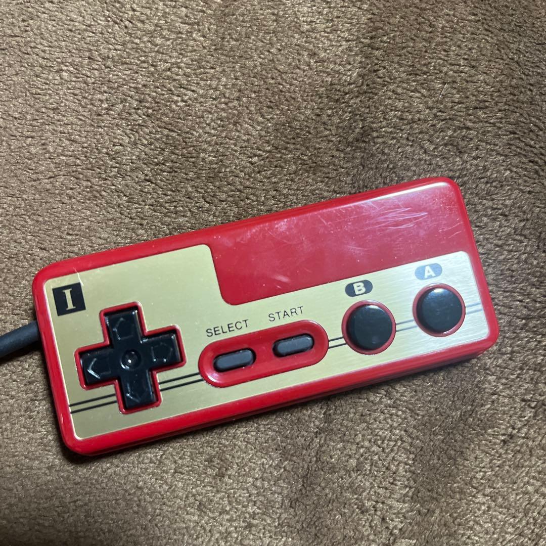 美品 ニンテンドークラッシックミニ ファミリーコンピュータ