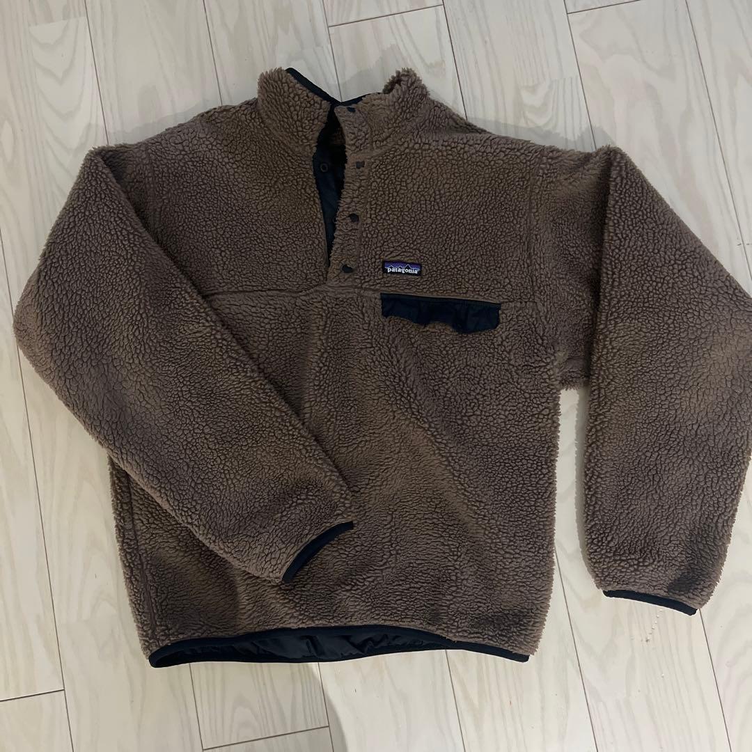 patagonia リバーシブル　ナイロン　ボア