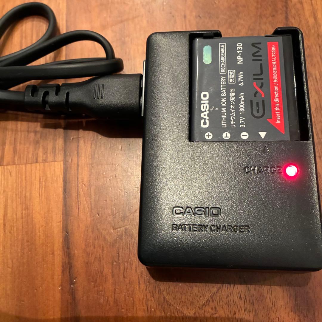 【極美品/付属品完備】CASIO EXILIM EX-H30 レッド コンデジ