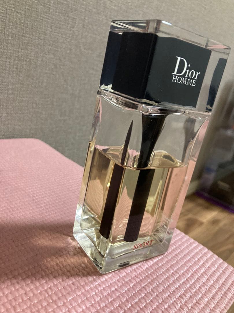 かわいいウサギ 様Dior Homme Sport 香水 125ml