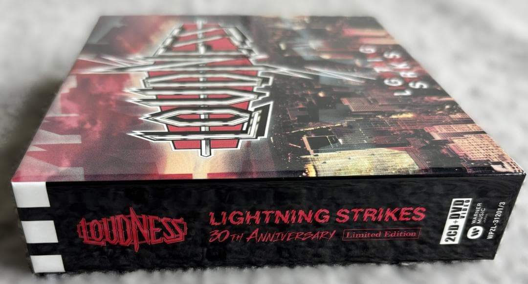 LOUDNESS ライトニング・ストライクス 30thアニヴァーサリー