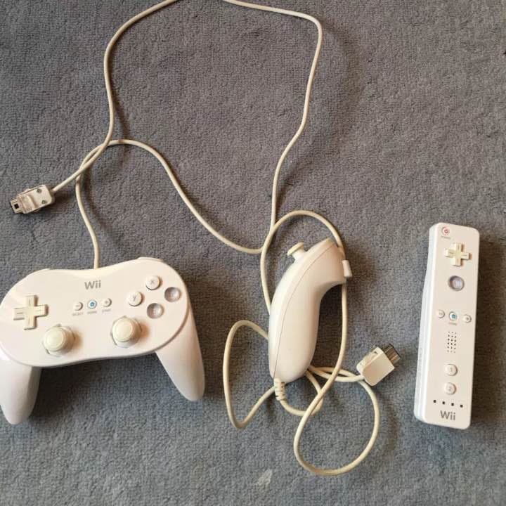 箱無しWiiU本体32G