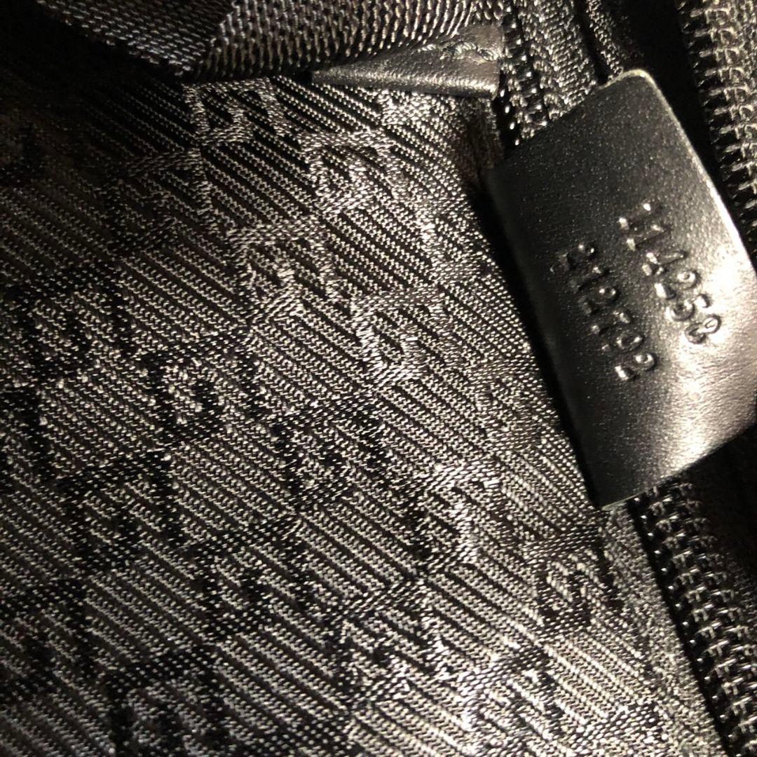 くろあん様グッチ　GUCCI　ビジネスバッグ　旅行カバン　鍵付き３室構造2way