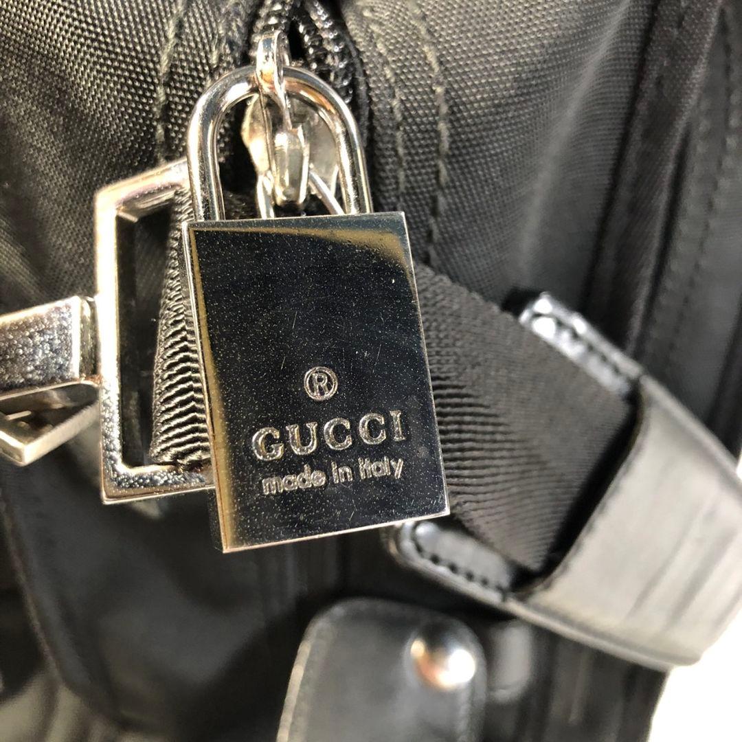 くろあん様グッチ　GUCCI　ビジネスバッグ　旅行カバン　鍵付き３室構造2way