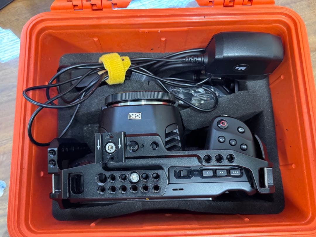 【美品特価】BMPCC6Kペリカンケースandスモールリグのケージ付き