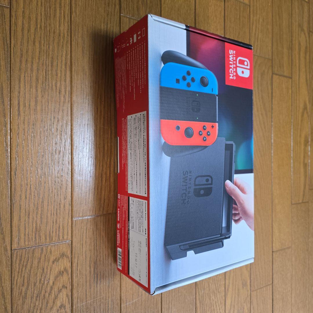 Nintendo Switch ネオンブルー/ネオンレッド 本体+ポーチ