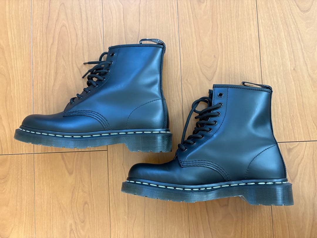 Dr. Martens 8ホール25cmホワイトステッチ　ドクターマーチン