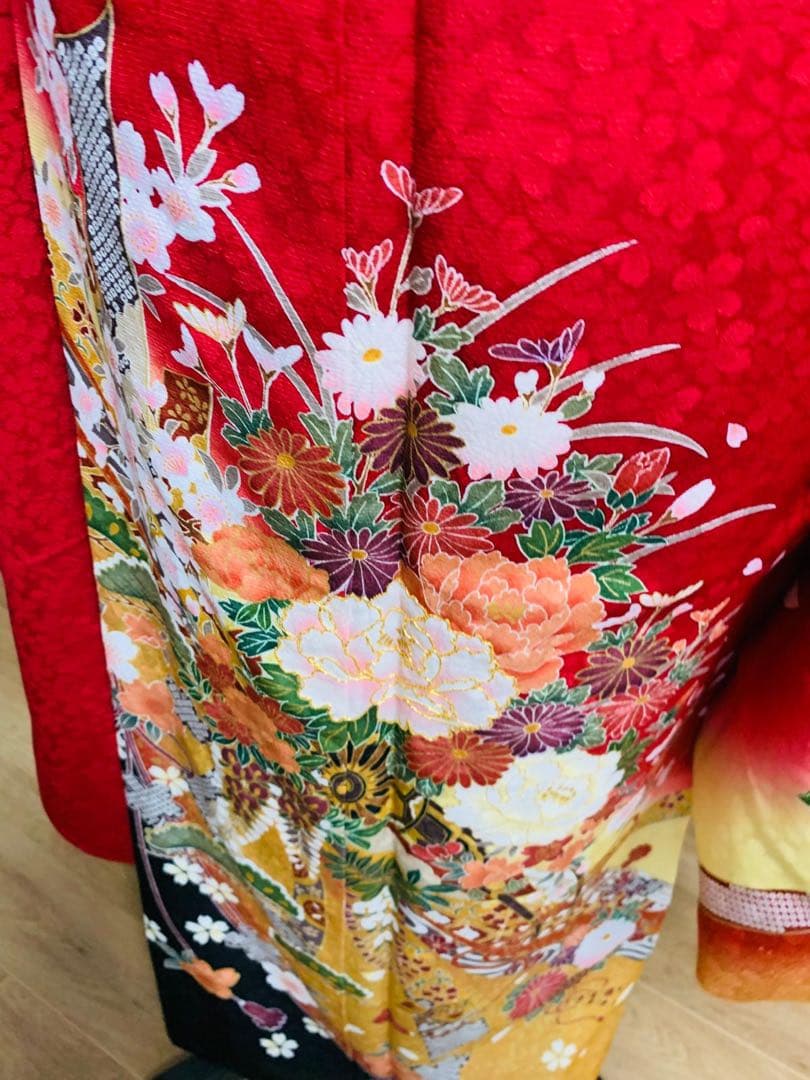 振袖7点フルセット 豪華振袖　黄色　正絹 赤 花柄 絹