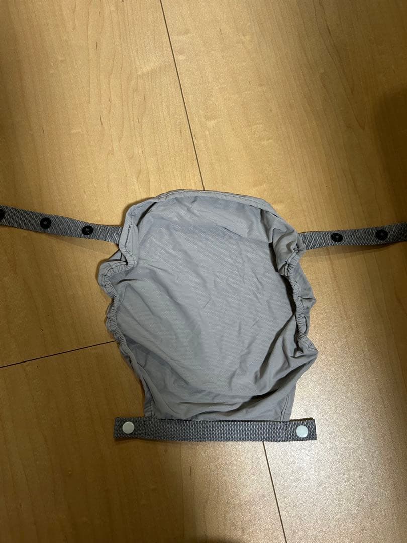 グレー 抱っこ紐 メッシュ素材 調整可能
