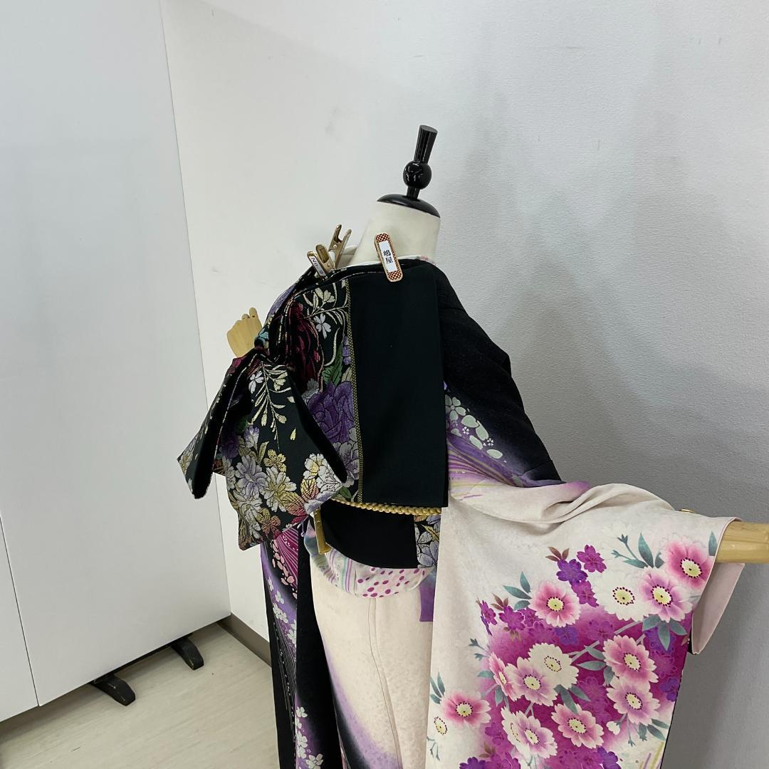 お振袖 黒　絞り風　正絹　美品