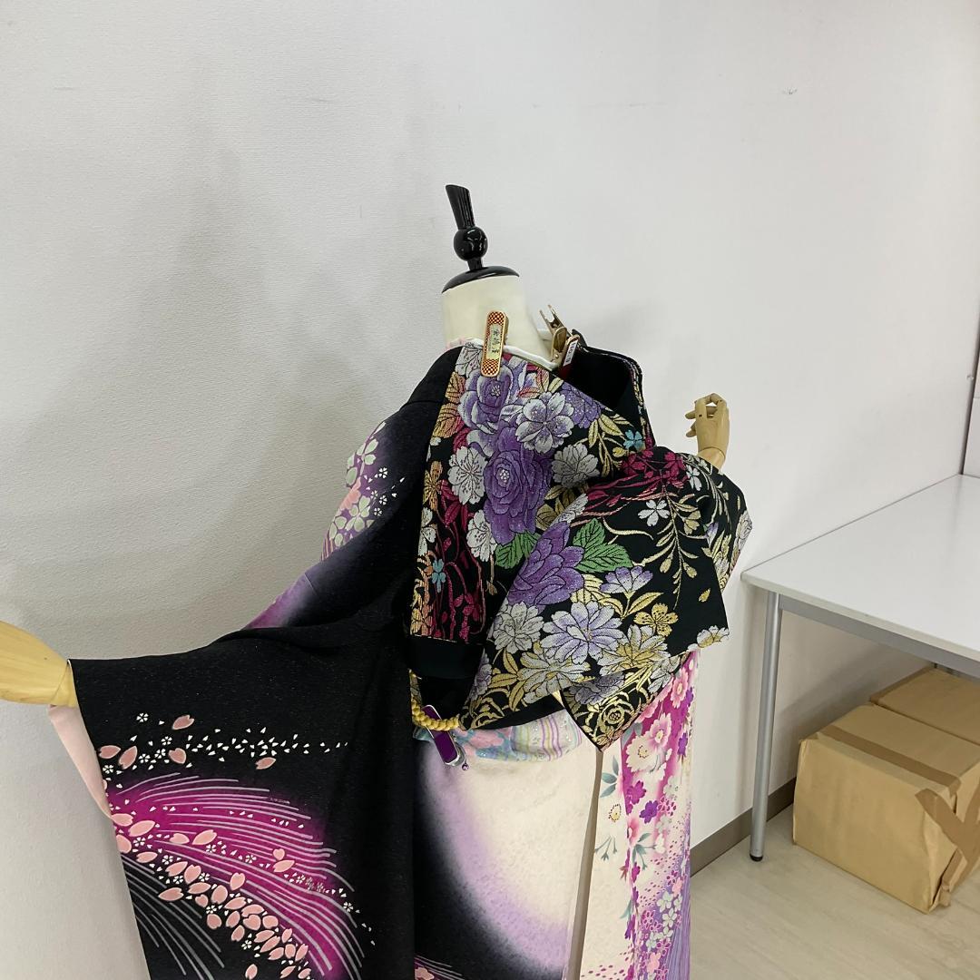 お振袖 黒　絞り風　正絹　美品