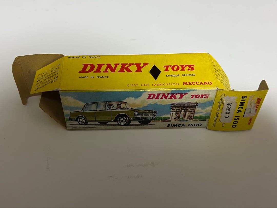 Dinky Toys Simca 1500 【523】