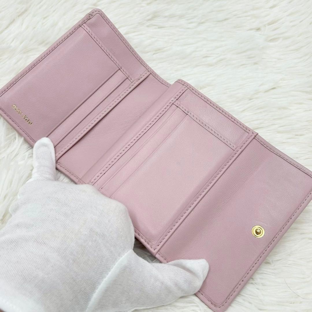 極美品✨miumiuミュウミュウ マテラッセ 折り財布 ピンク RFID搭載