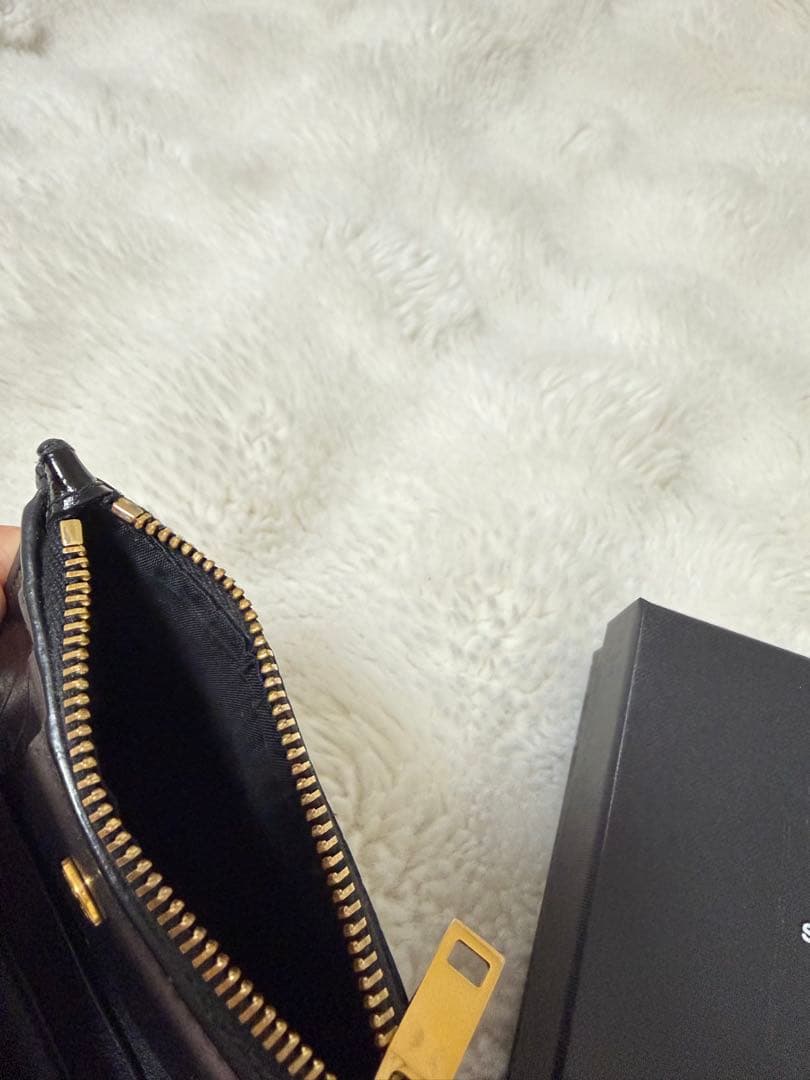 美品　SAINT LAURENT クロコブラック二つ折り財布