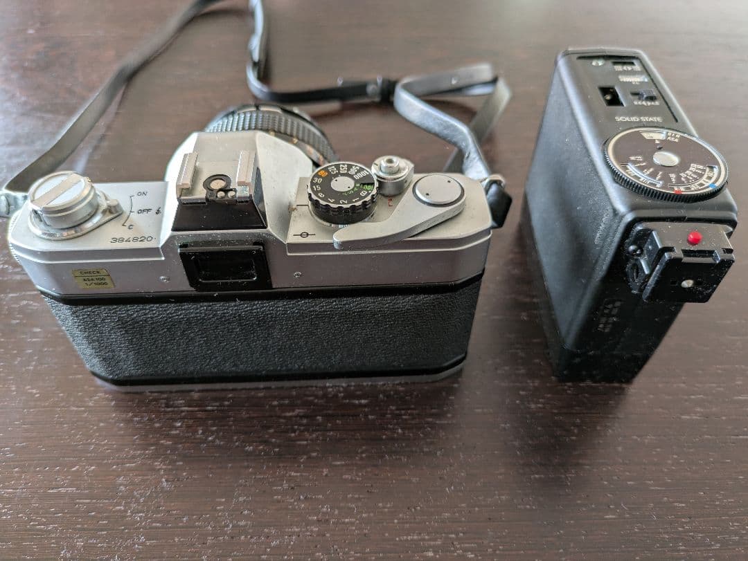 【秋冬限定セール】Canon FTb フィルムカメラ レンズキャップ ストロボ付