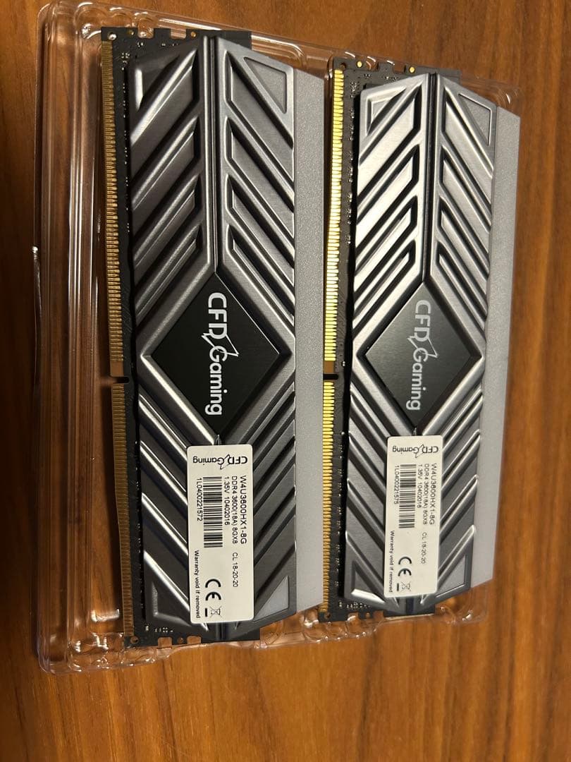 ジ*ニ様 DDR4 3600 メモリ 16GB (8GB × 2枚組キット)