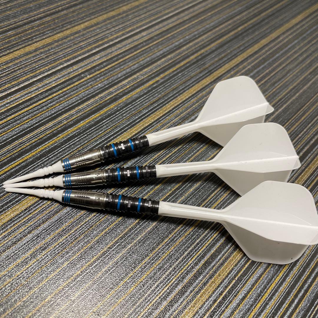 定価14000円 ソフトダーツ カノン4.0 投げやすいマイルドゴツゴツ系カット