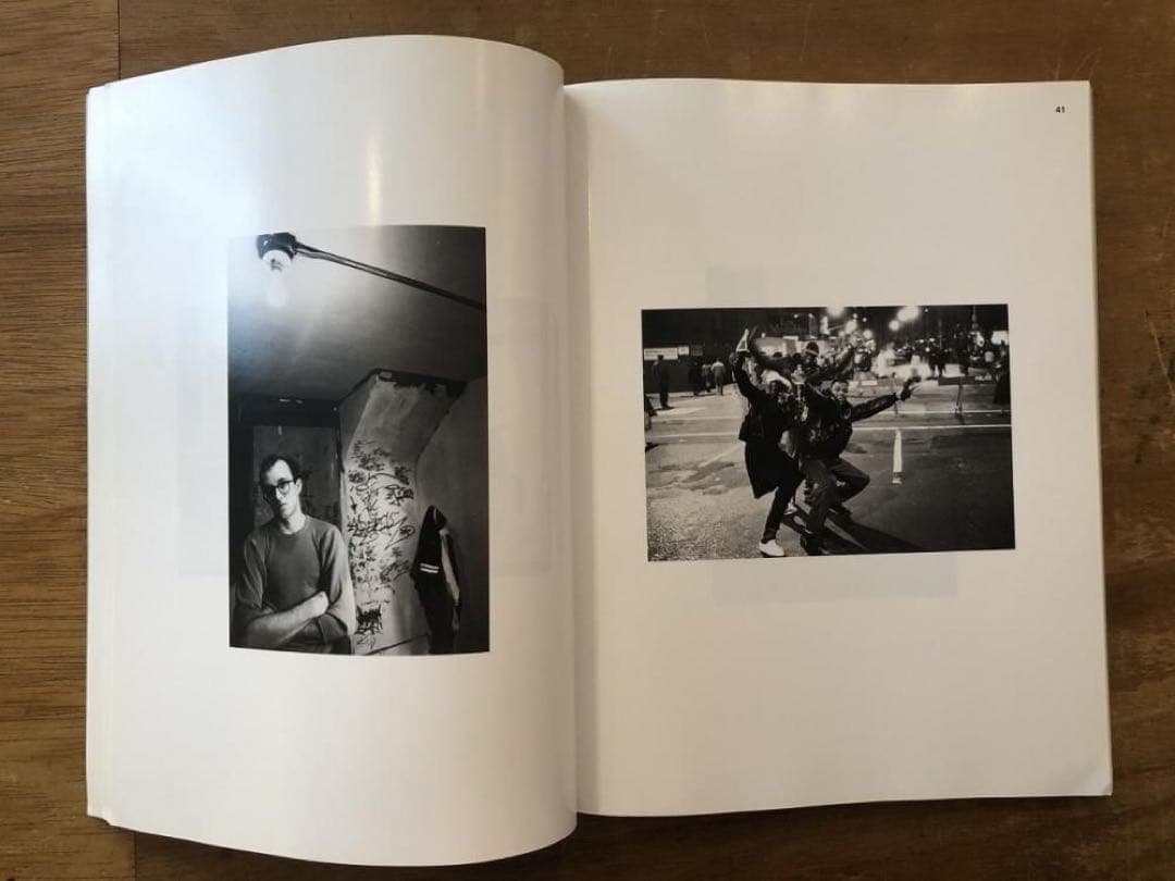 サイン入り‼️ Ari Marcopoulos 写真集
