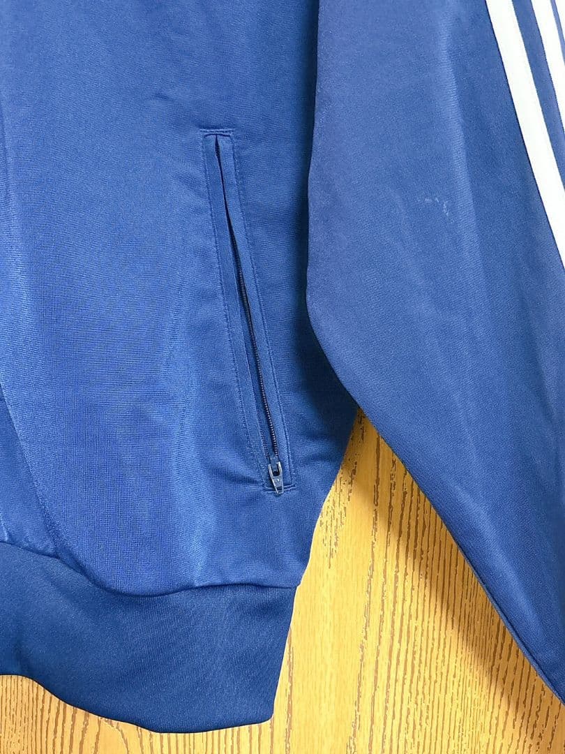 アディダスadidas　レディース　ジャージ上下　セットアップ　ネイビー青パンツ