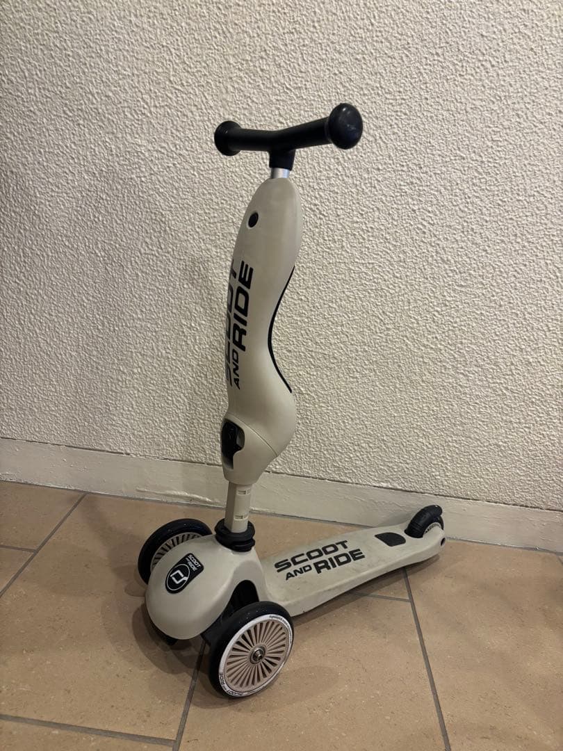 【three.male45 様】SCOOT AND RIDE スケーター グレー