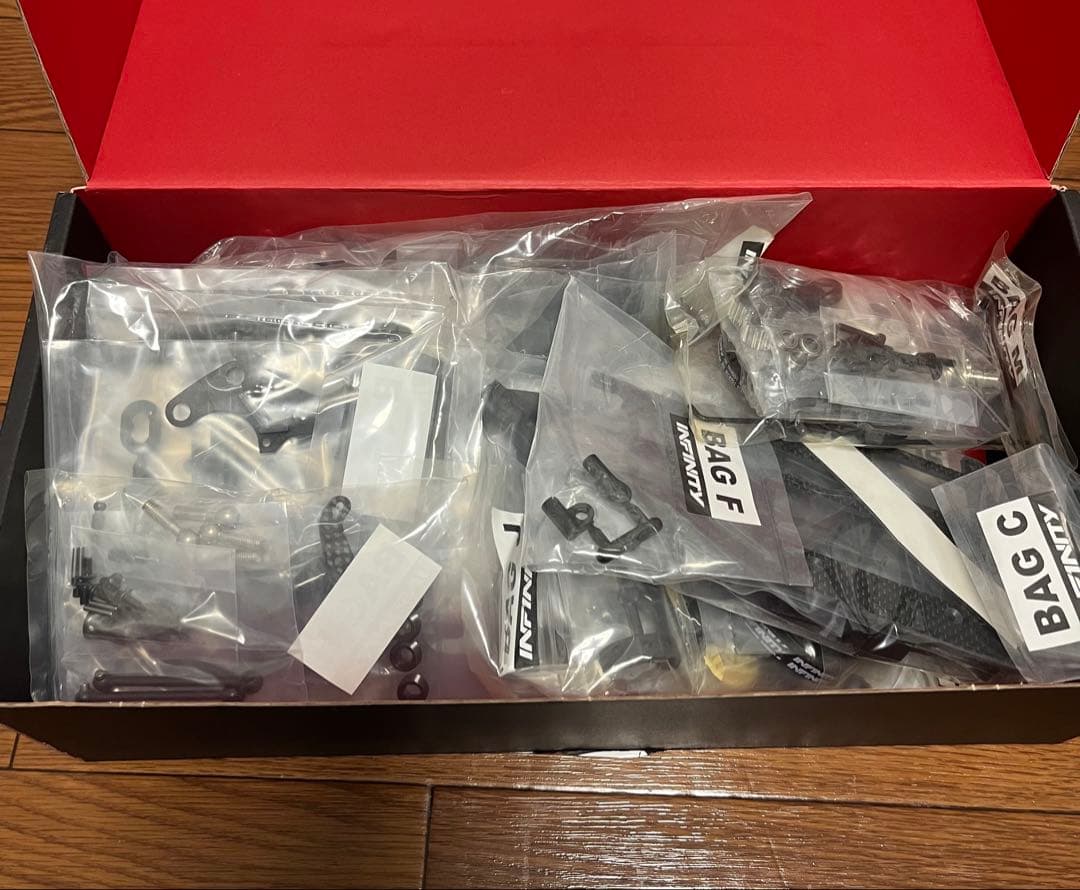 INFINITY IF15 組み立てキット（一部欠品あり）　エンジンラジコンカー