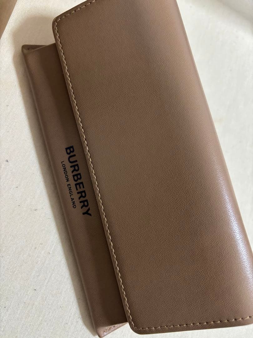 BURBERRY サングラス ケース付き