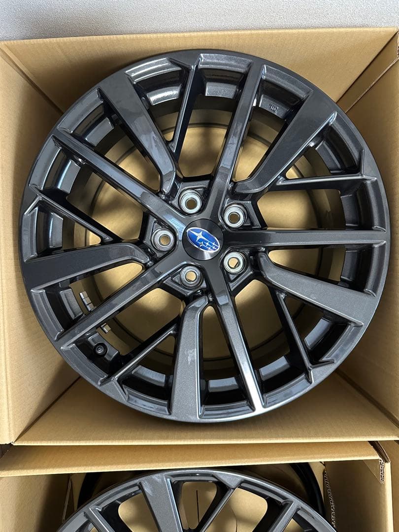 【新車外し】WRX S4 STI ブラックリミテッド 18インチホイール