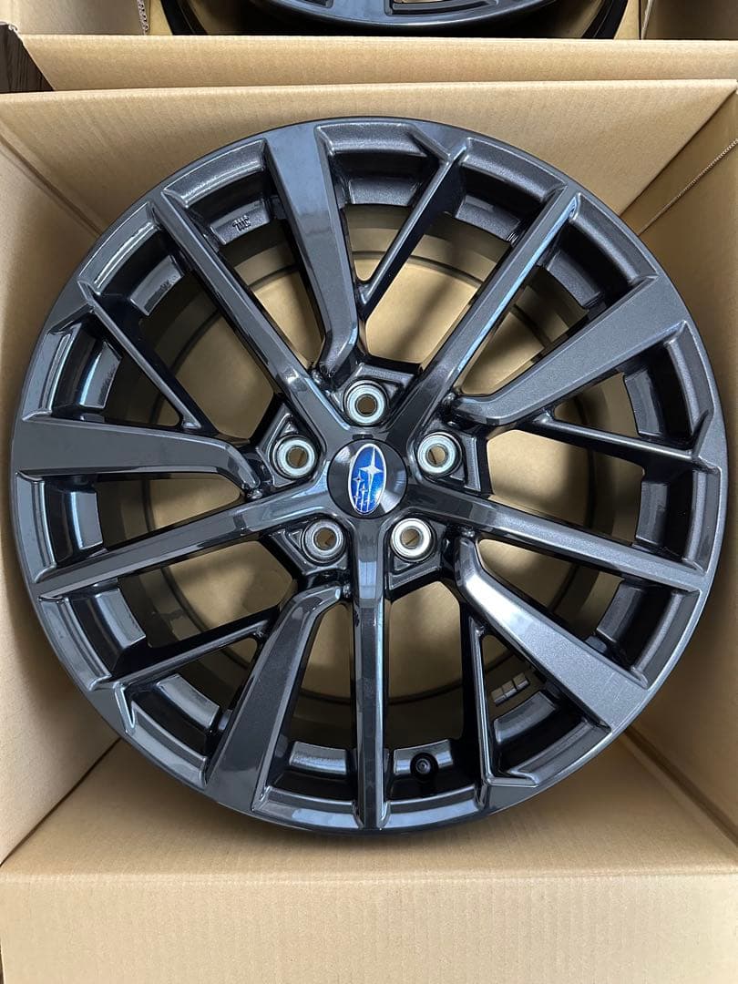 【新車外し】WRX S4 STI ブラックリミテッド 18インチホイール