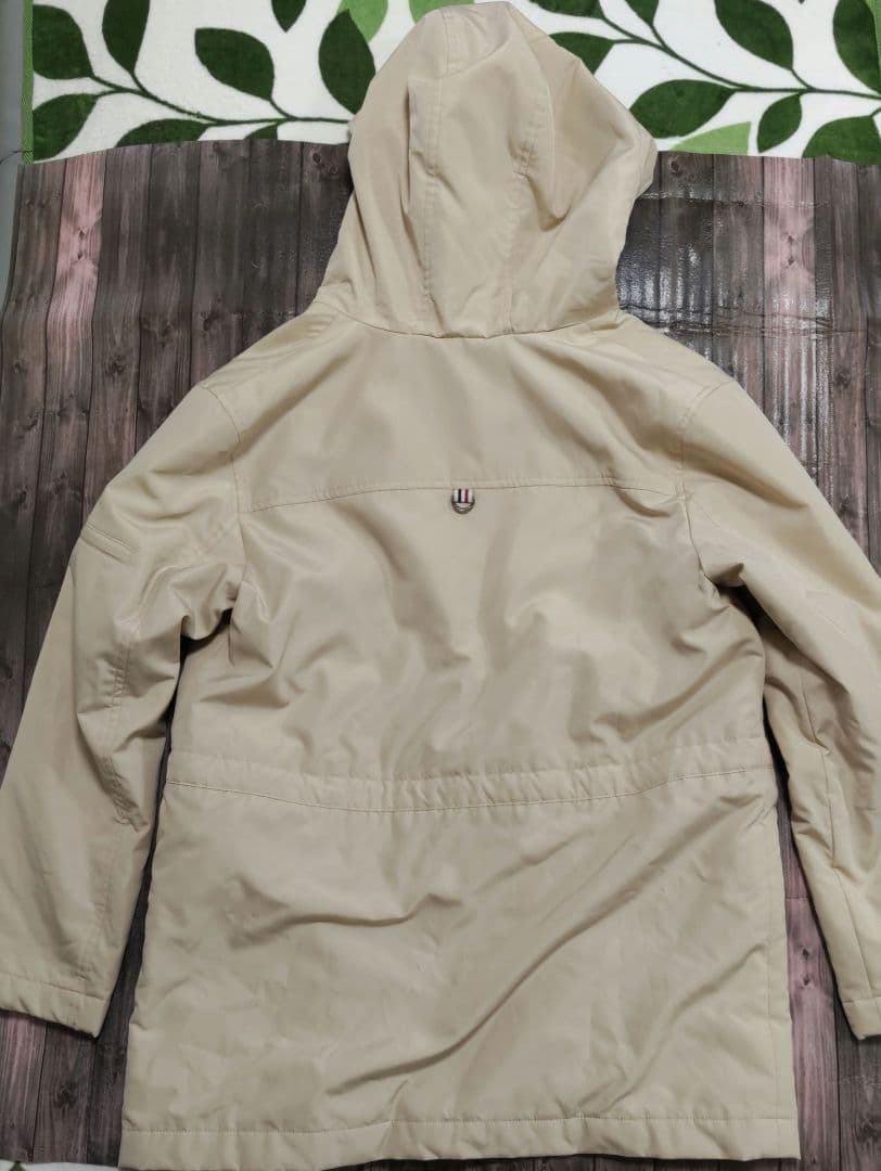 BURBERRY LONDON【バーバリー　ロンドン】ベージュ160A サイズM