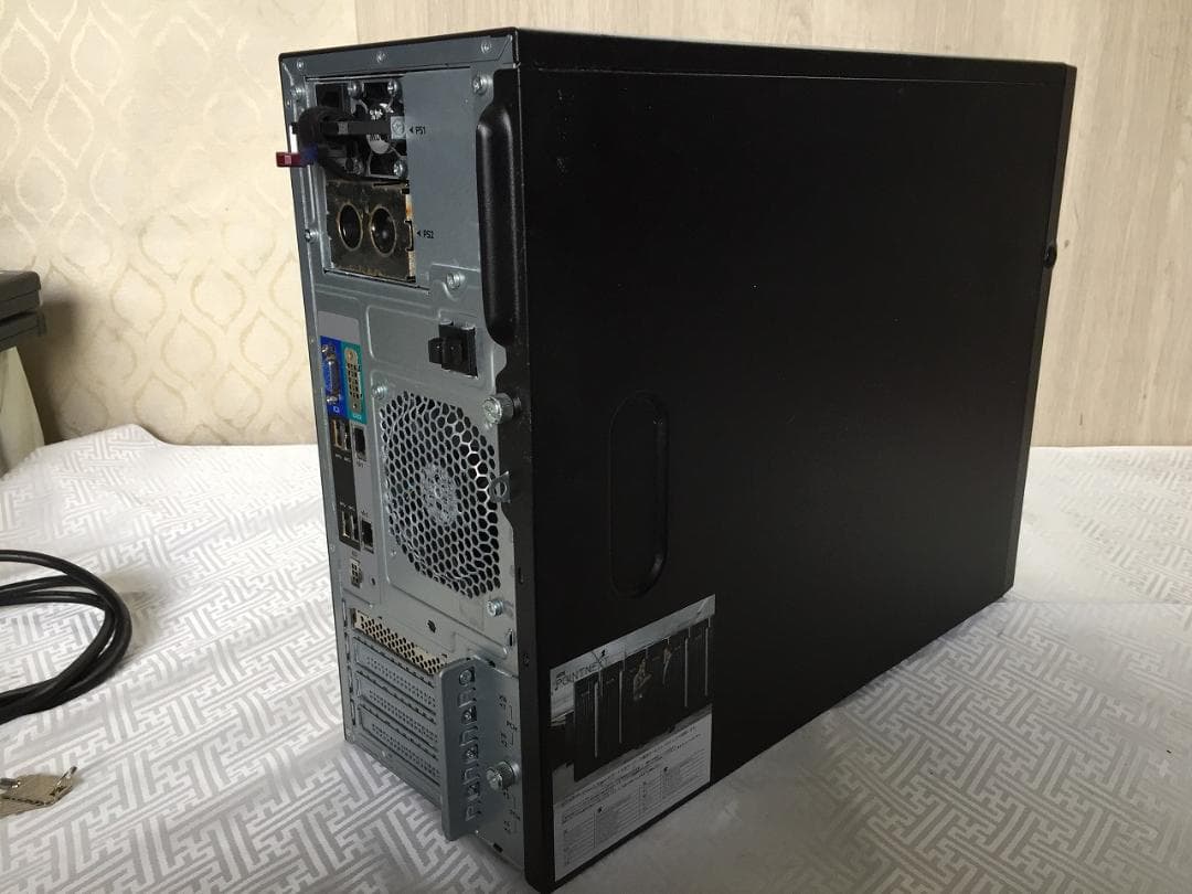 HPE ProLiant ML30 Gen10 サーバー　No2