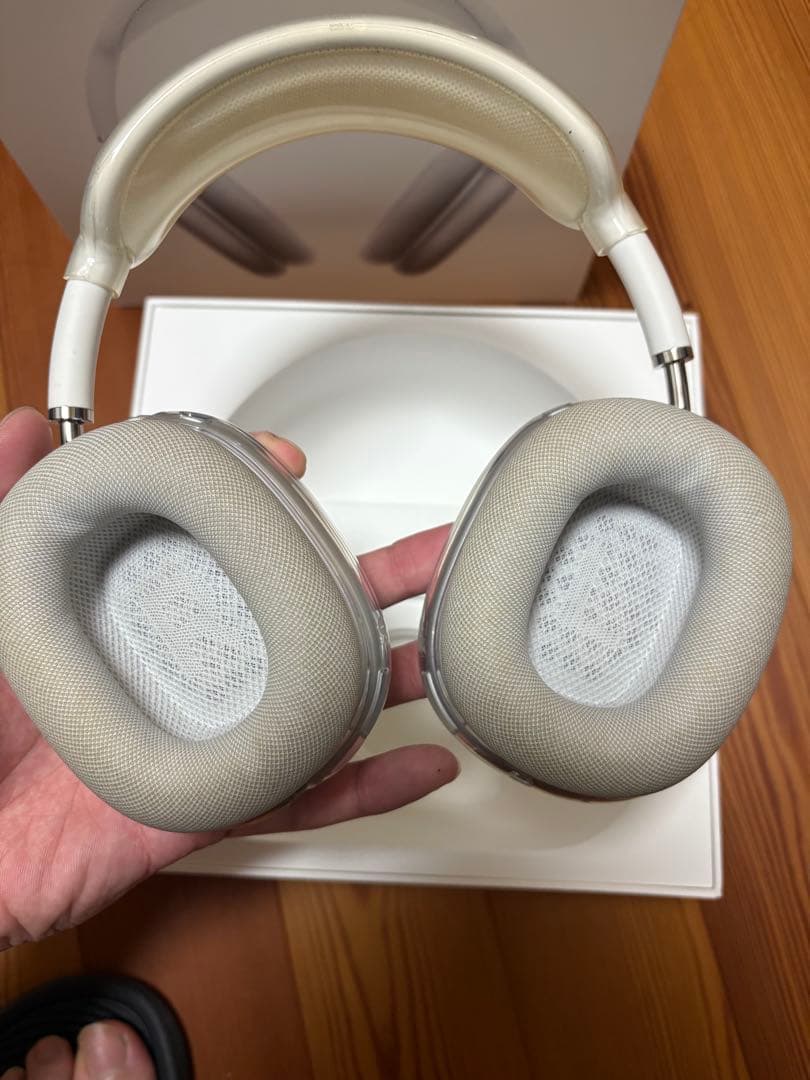 ヘッドホン Apple AirPods Max