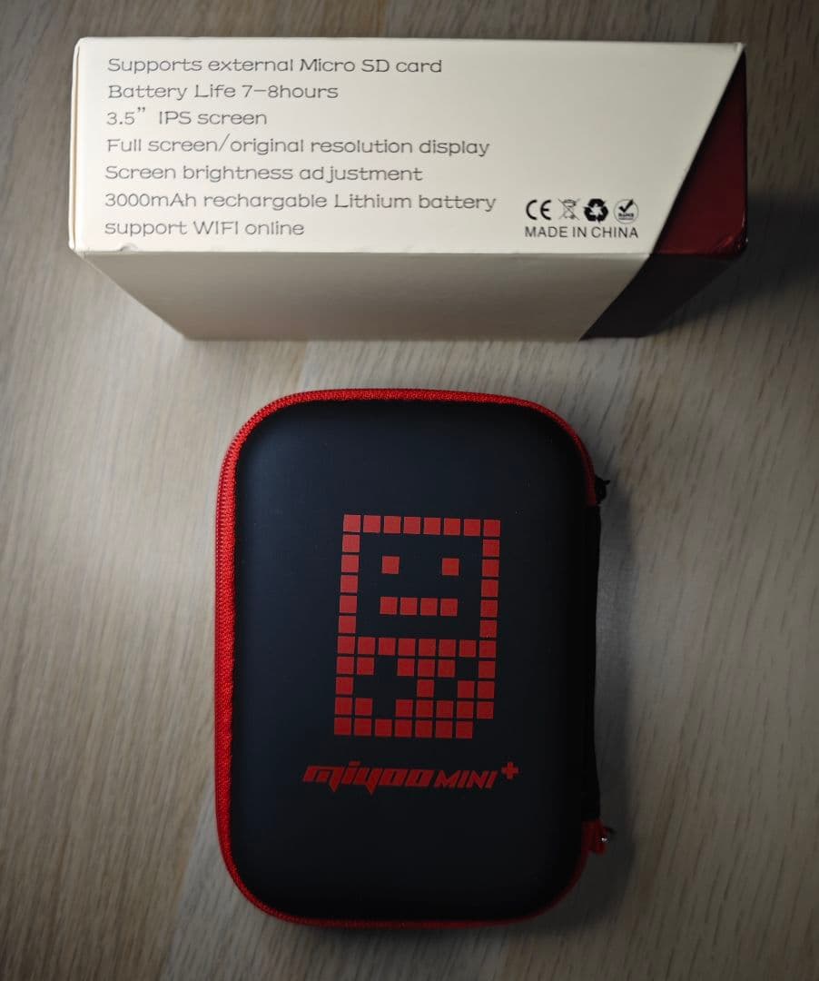 Miyoo Mini Plus ミヨーミニプラス稼働品。64GB SD付属。