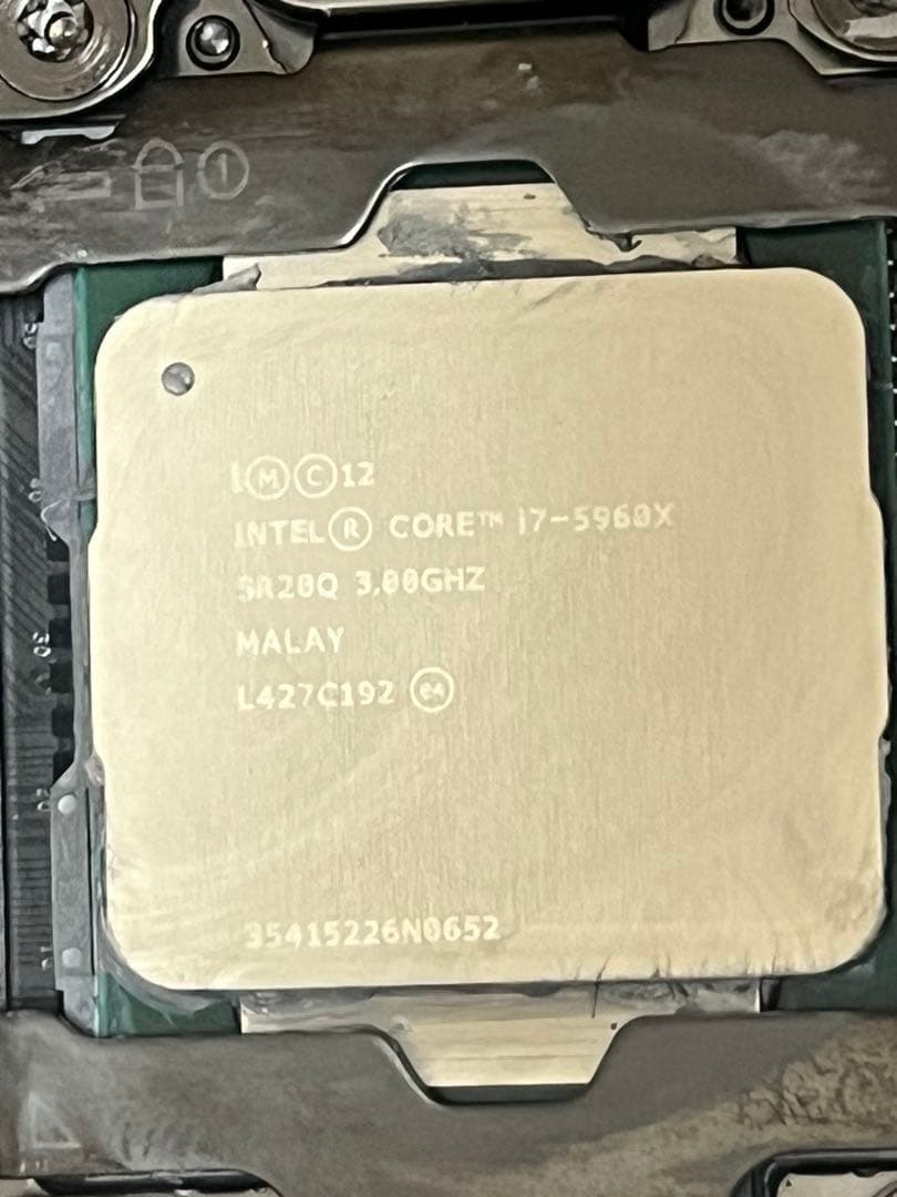 GIGABYTE GA-X99-SLI Core i7 5960X EE 水冷