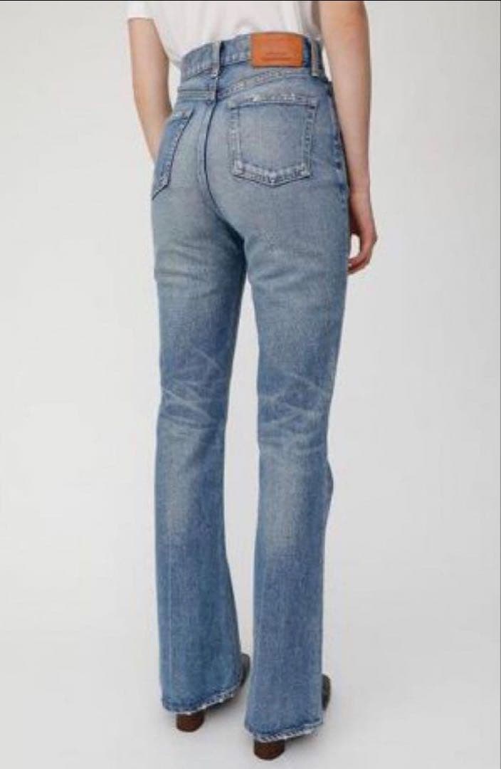 極美品　マウジー MOUSSY フレア デニムパンツ MVS 22