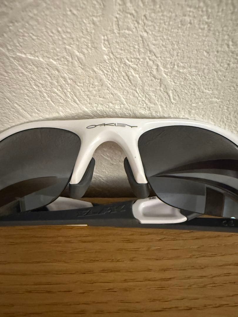 Oakley フラックジャケット03-882 ホワイト/ブラック