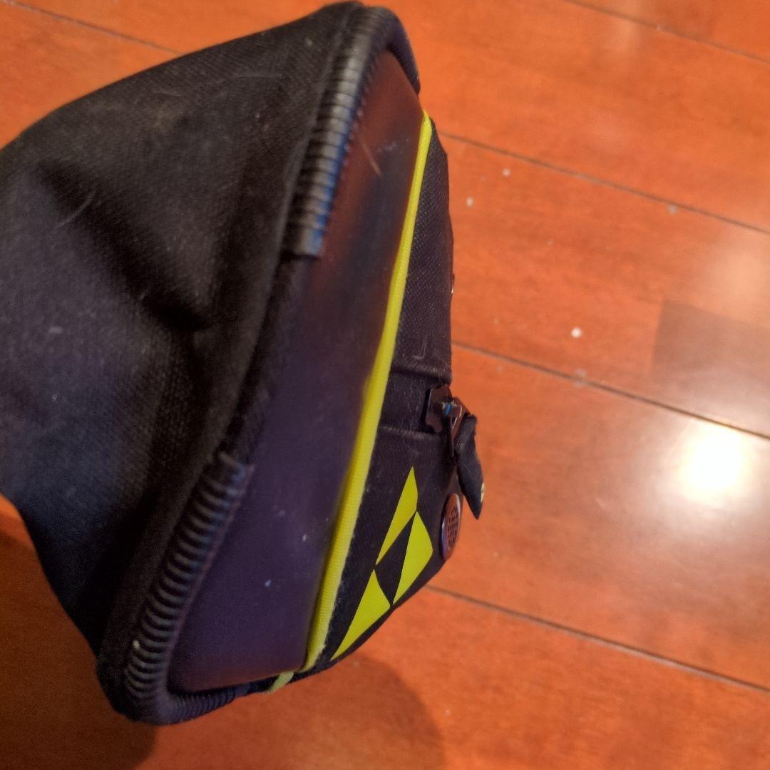 FISCHERスキーバッグ 　多分ほぼ使用してないです。