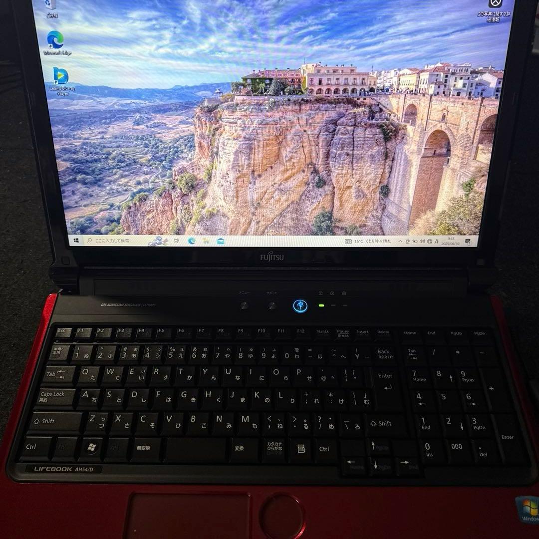 Fujitsu FMV LIFEBOOK AH54 ノートPC 赤色　超キレイ