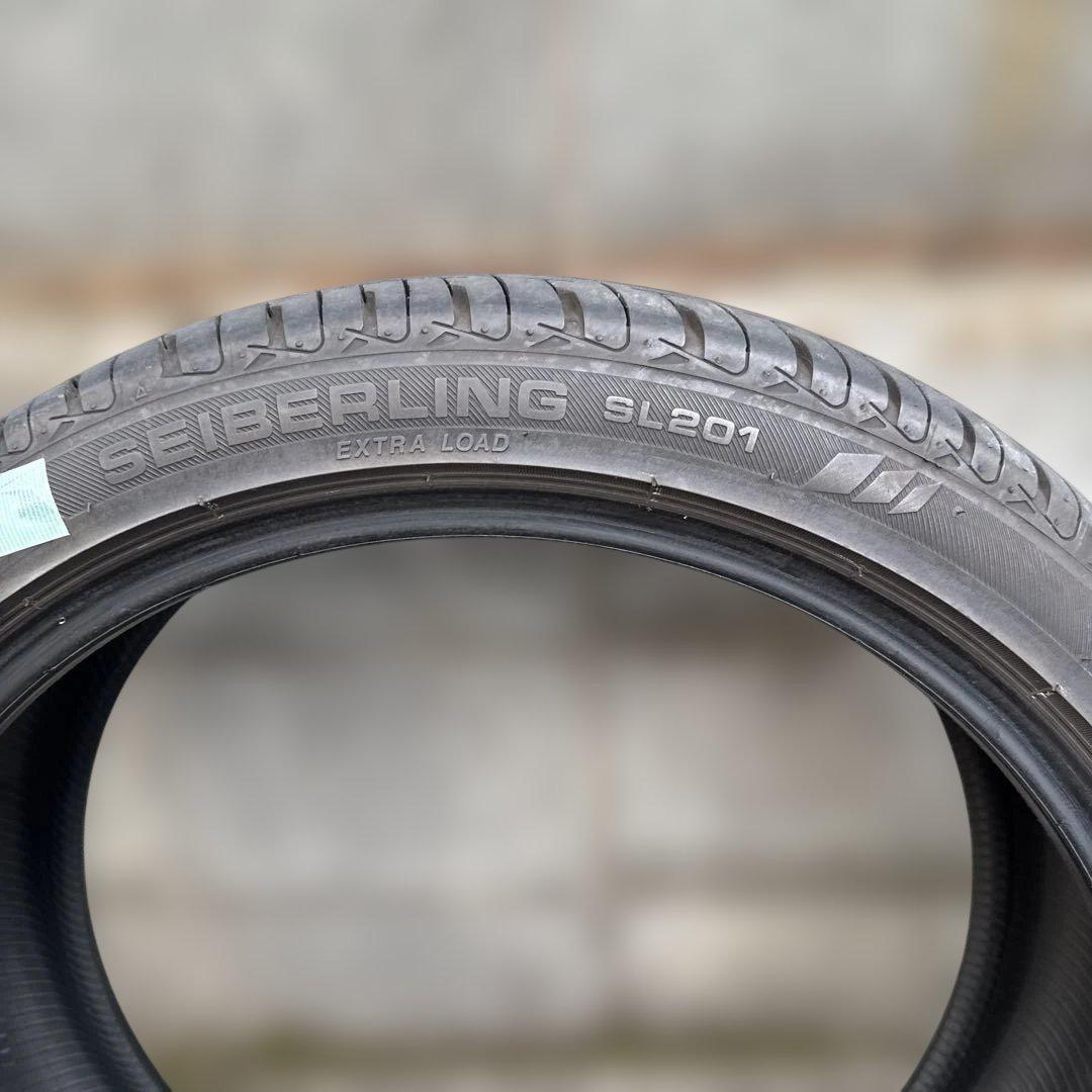 SEIBERLNG 215/40R18 2本　22年製　中古品　2