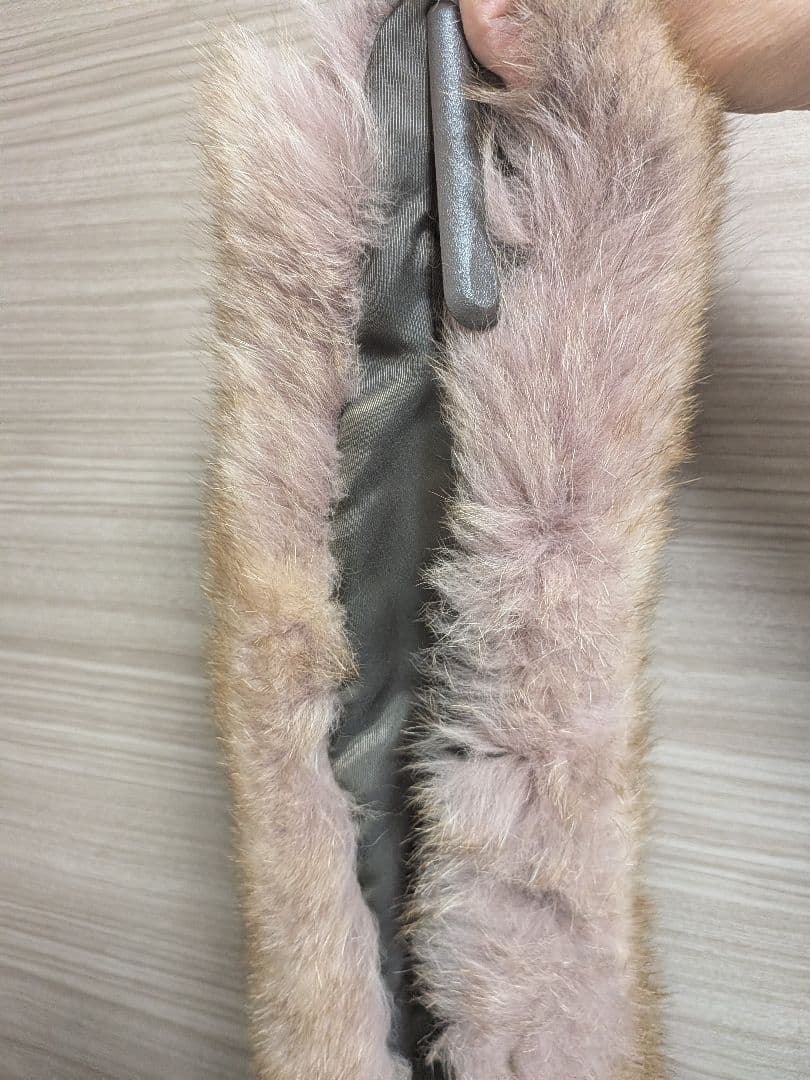 新春SALE　SAGAフォックス　ベージュファー美品昨年購入