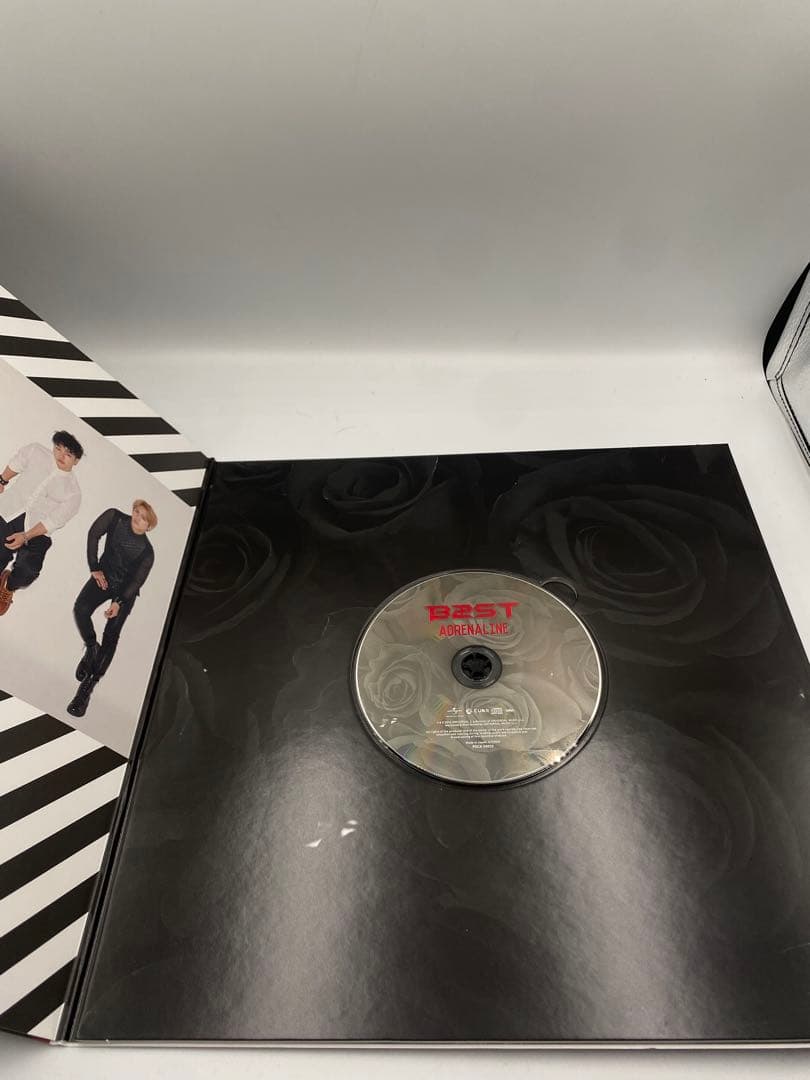 BEAST「ADRENALINE」完全生産限定盤（アナログサイズジャケット仕様）