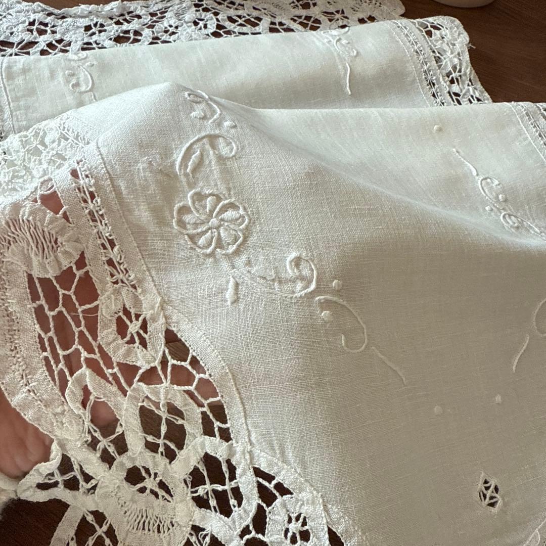 SALE❣️フランスアンティークஐ⋆バテンレースと花柄刺繍クロス・ロング