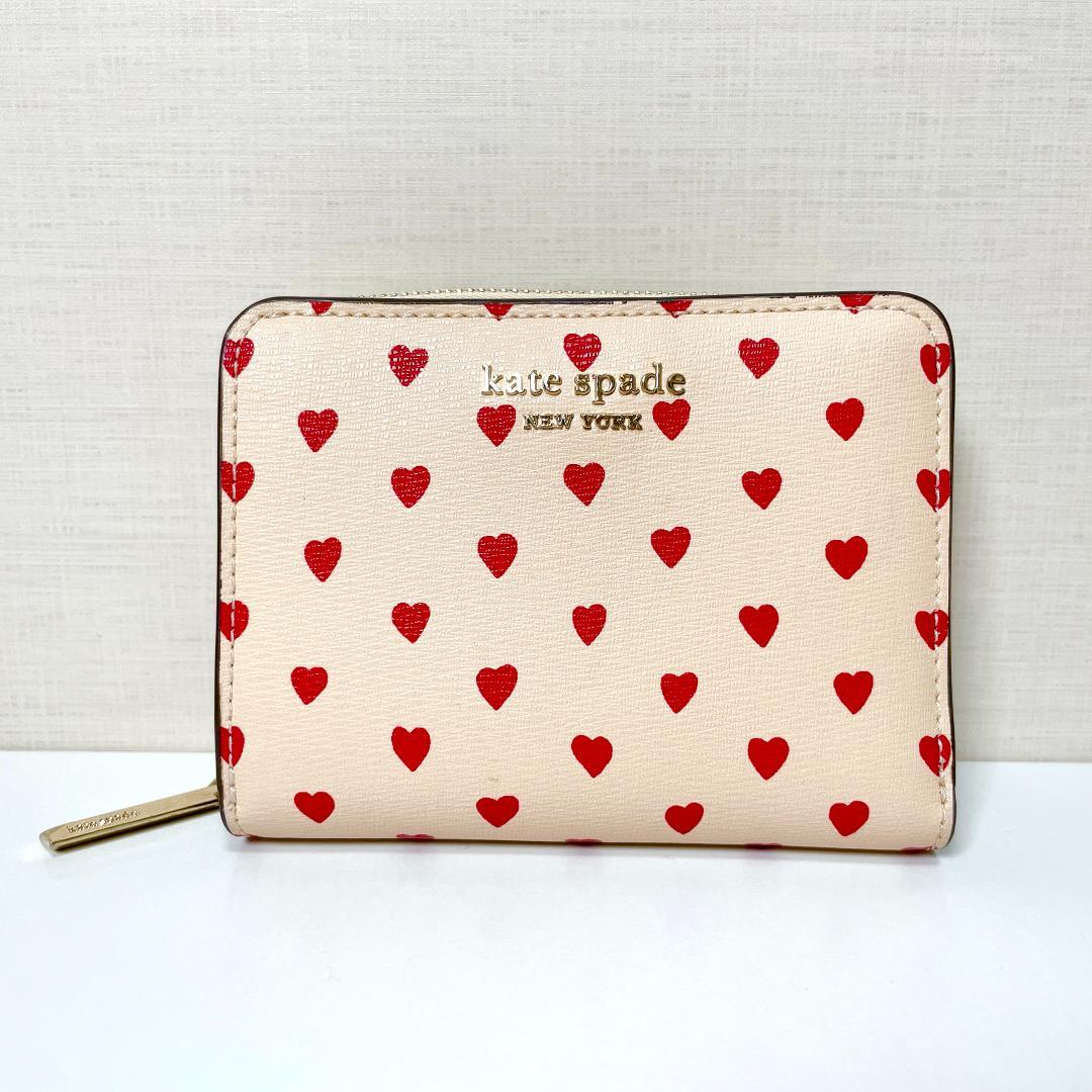 キュートなハート柄❤️kate spade スペンサー　二つ折り財布　ハート